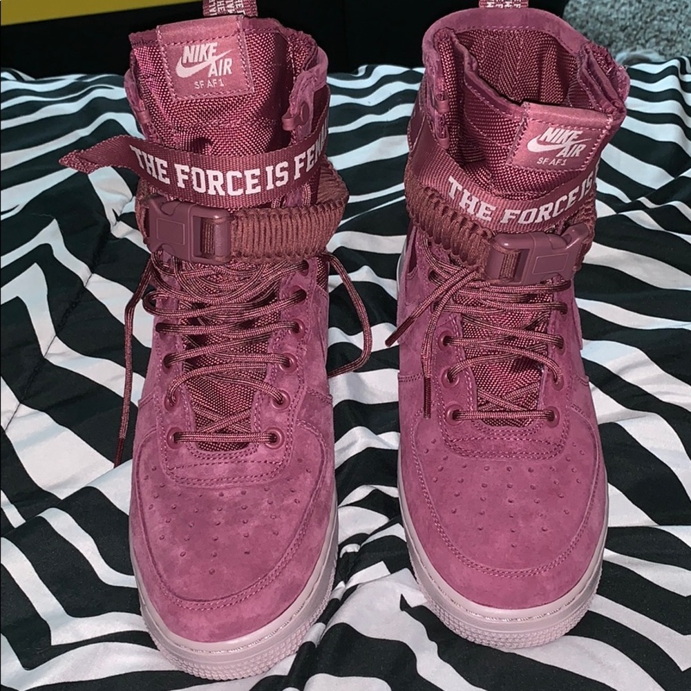 SOLD Nike SF Air Force 1 Force is Female